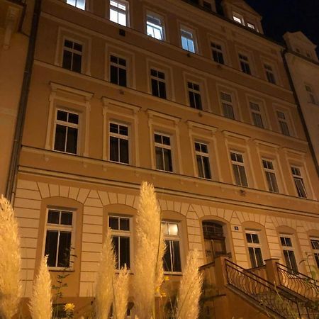 Byt S Krasnou Vyhlidkou Na Hotel Imperial Karlovy Vary Exterior photo