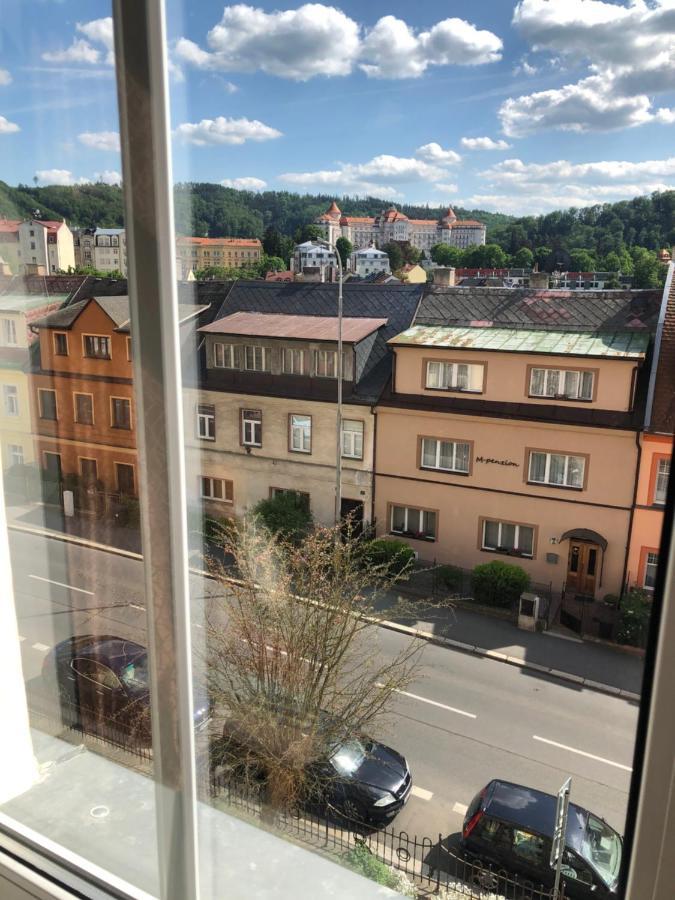 Byt S Krasnou Vyhlidkou Na Hotel Imperial Karlovy Vary Exterior photo