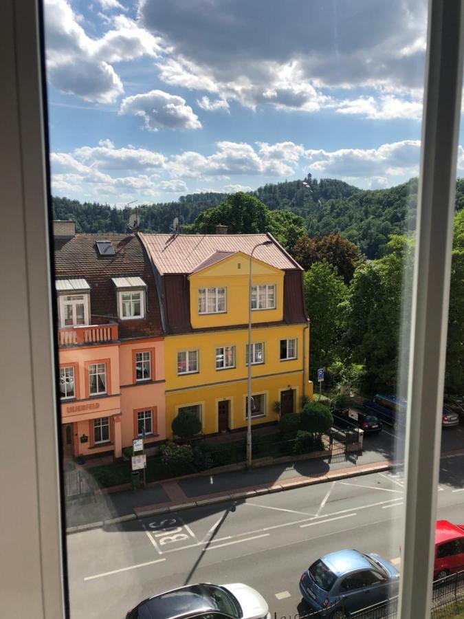 Byt S Krasnou Vyhlidkou Na Hotel Imperial Karlovy Vary Exterior photo